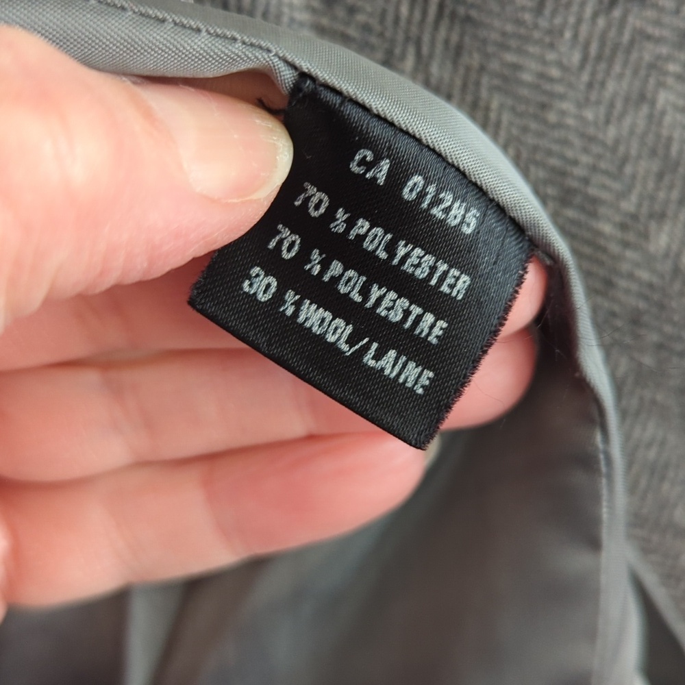 Mens 2 Pc Herringbone Suit - Picture 6 of 15